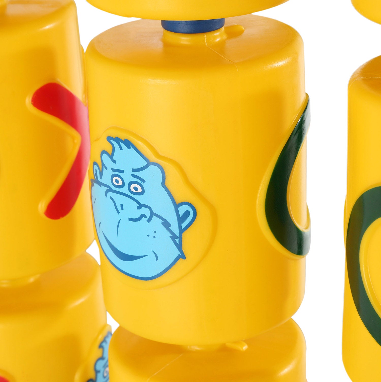 Gorilla-Playsets-Tic-Tac-Toe-Close-Up-White-Back