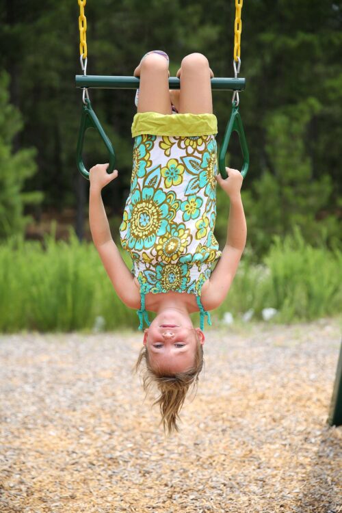 Gorilla-Playsets-Trapeze-Bar-17-inch-W-Kid