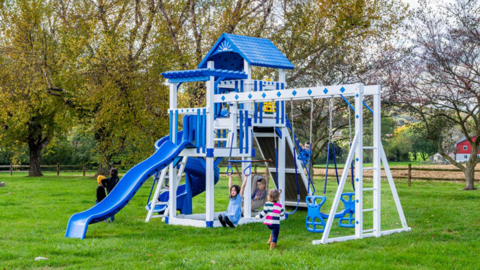 King-Swings-Captains-Castle-Vinyl-Swing-Set-Right-Side