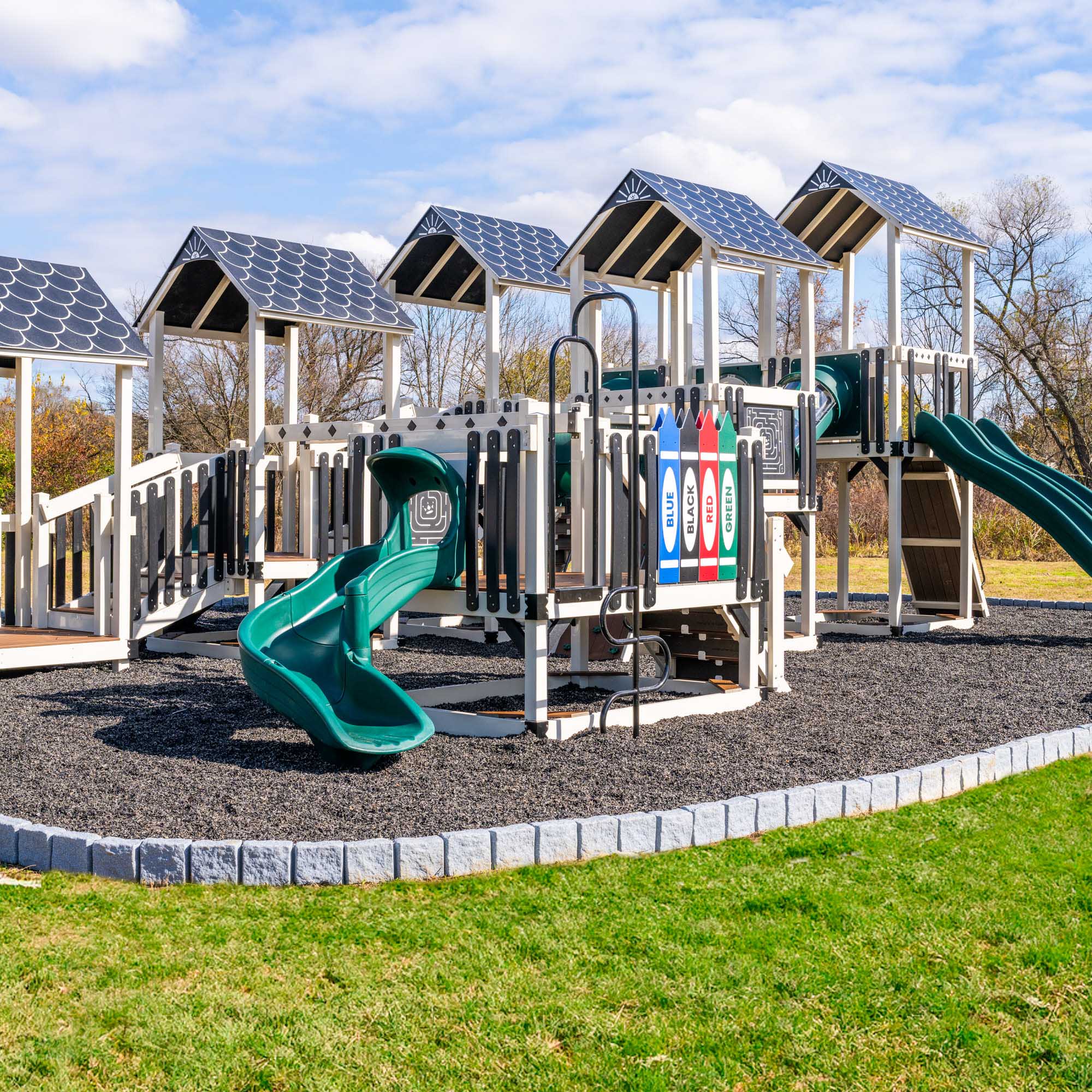 King-Swings-Commercial-Playgrounds-Moonwalker-Right-Back