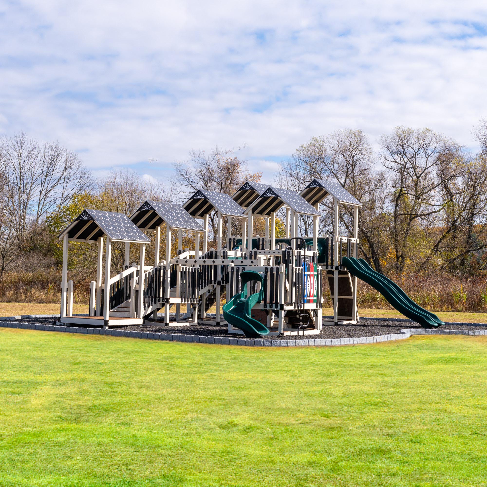 King-Swings-Commercial-Playgrounds-Moonwalker-Right-Front