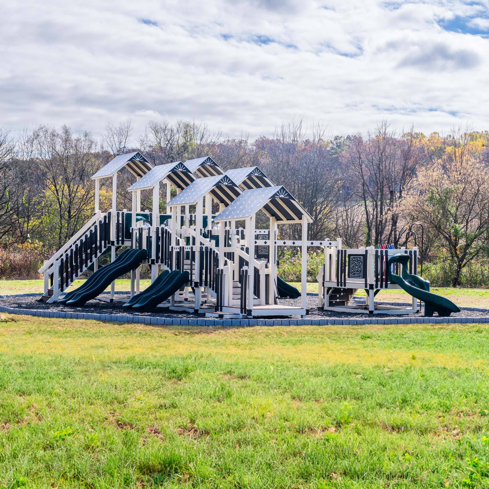 King-Swings-Commercial-Playgrounds-Moonwalker-Right