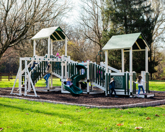 King-Swings-Commercial-Playgrounds-Navigator-Side-Left