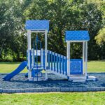 King-Swings-Commercial-Playgrounds-Pioneer-Back
