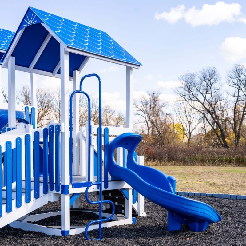 King-Swings-Commercial-Playgrounds-Seafarer-Slide-Single