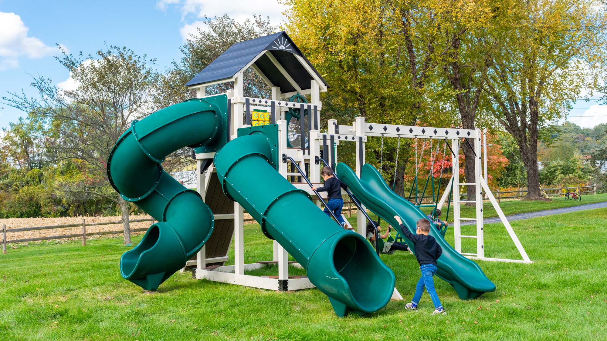 King-Swings-Eclipse-Vinyl-Swing-Set-Side-Left