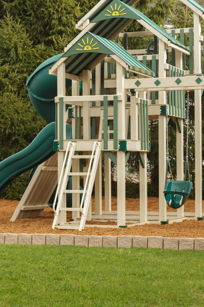 King-Swings-Flex-Wall-W-Playground5