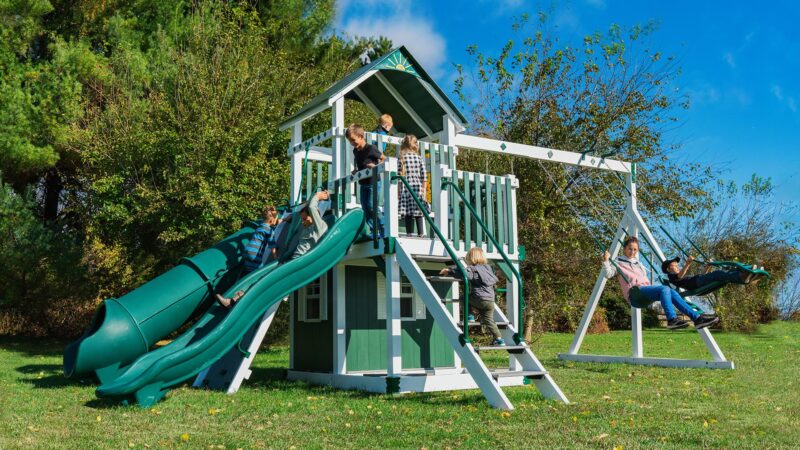 King-Swings-Launching-Pad-Vinyl-Swing-Set