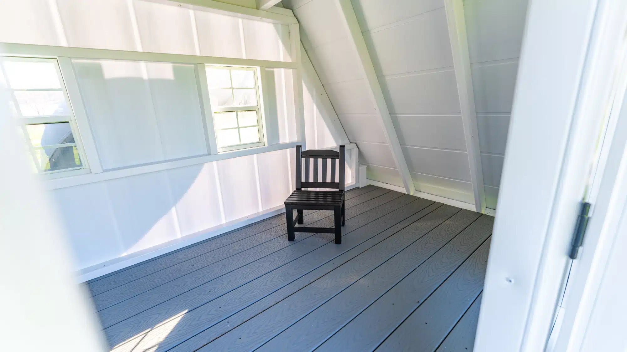 King-Swings-The-Chalet-A-Frame-Playset-Inner