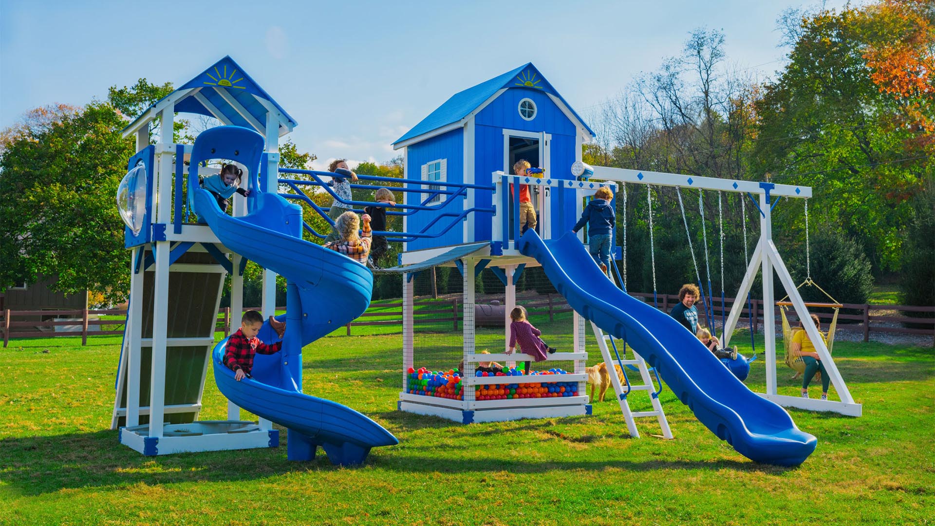 King-Swings-The-Chateau-Vinyl-Swing-Set