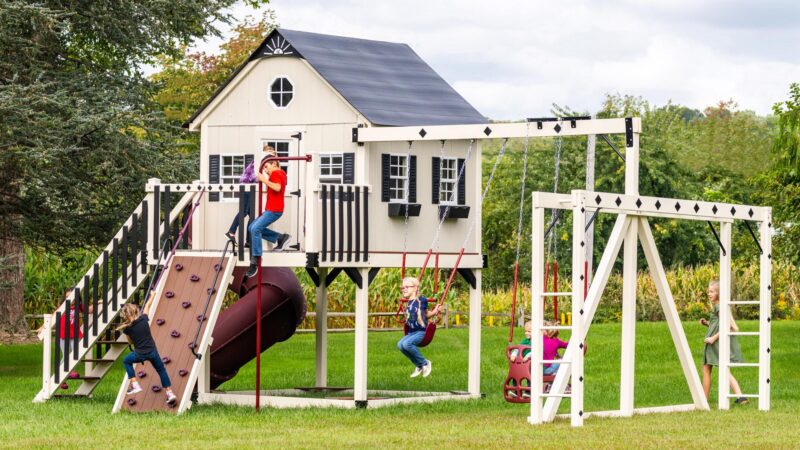 King-Swings-The-Palace-Vinyl-Swing-Set-Side-Right