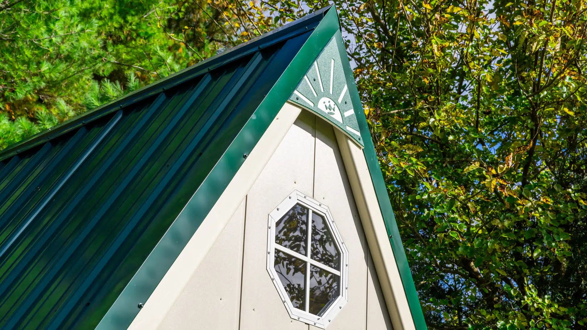 King-Swings-The-Summit-A-Frame-Playset-Roof