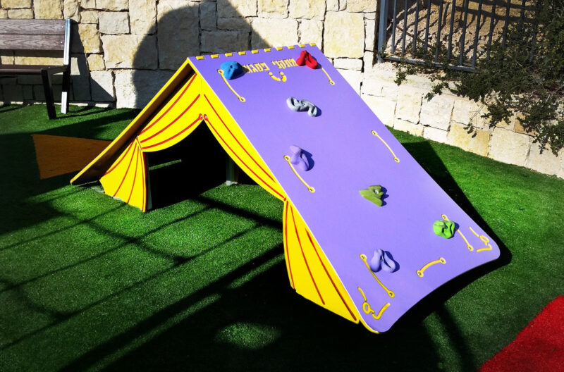 Psagot-Commercial-Playgrounds-Climbing-House-Build-Side-Right