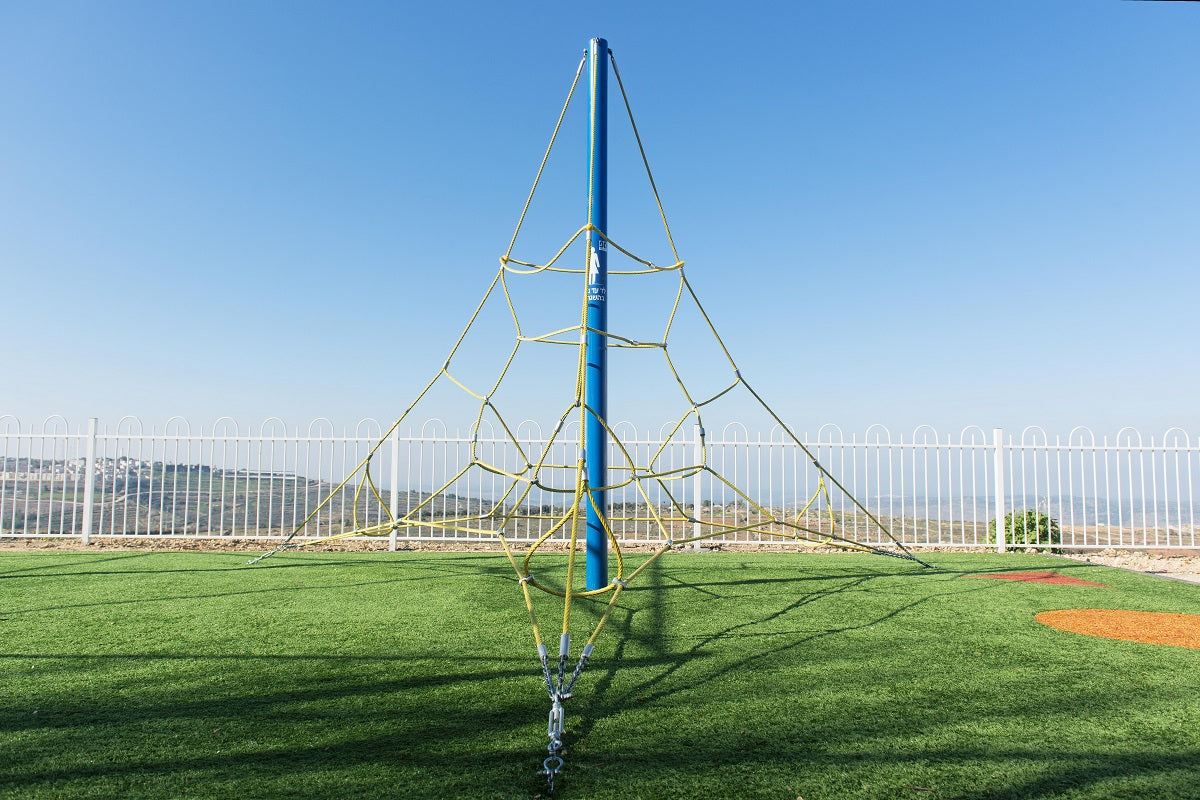 Psagot-Commercial-Playgrounds-Comet-Build