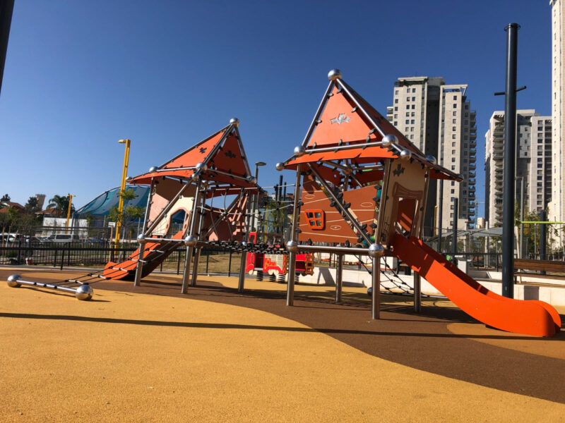 Psagot-Commercial-Playgrounds-Lil-Witch-House-2-Build-Side-Right