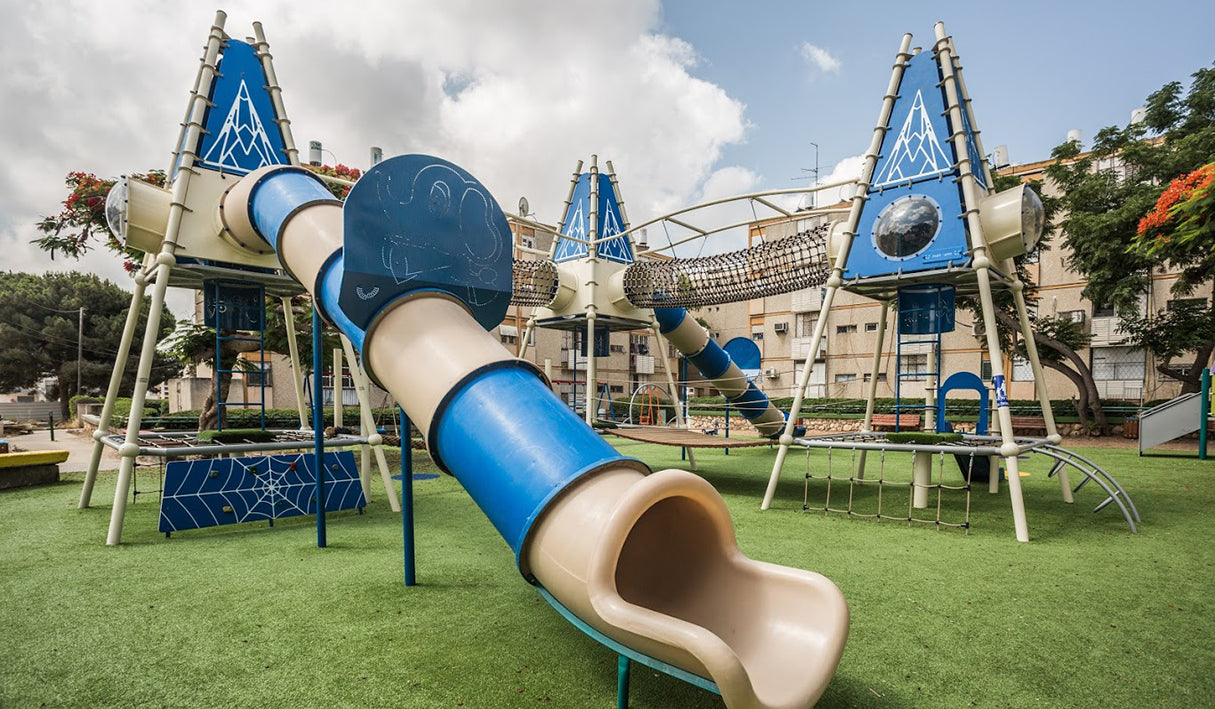 Psagot-Commercial-Playgrounds-Miami-C-Build-Front