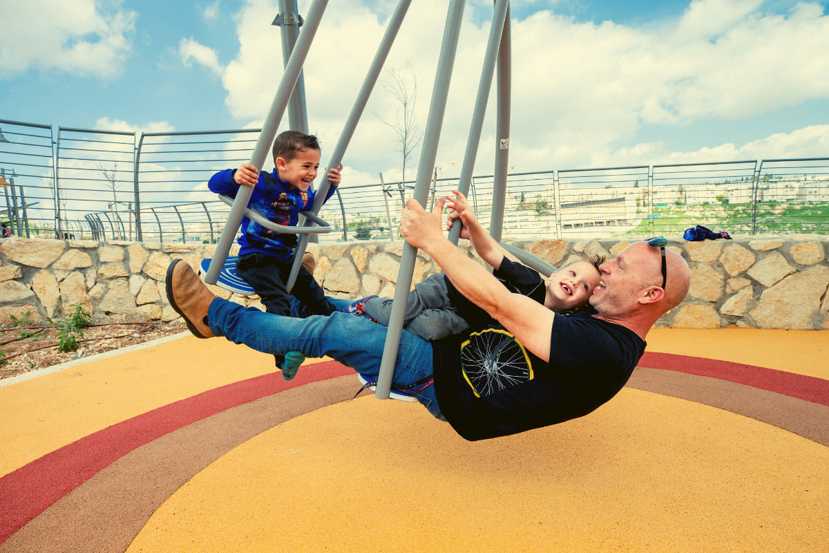 Psagot-Commercial-Playgrounds-Parent-Child-Swing-Build