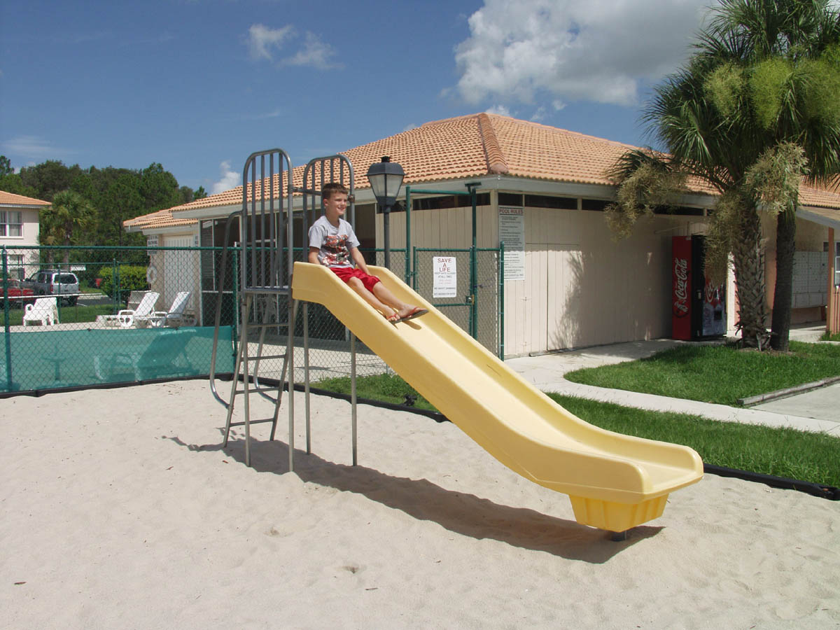 Sports-Play-Super-Slide