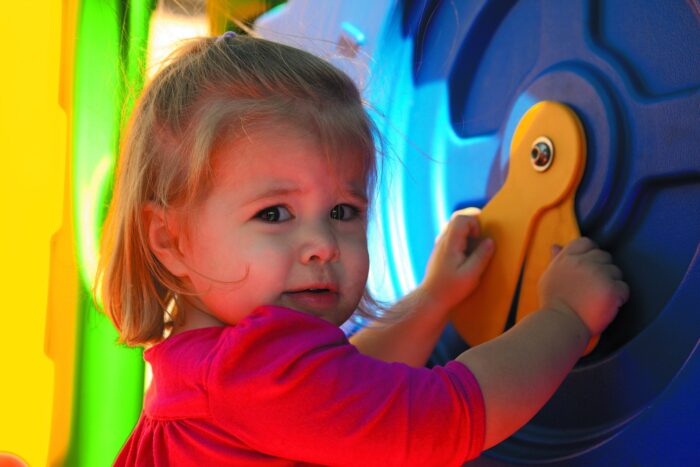Ultra-Play-Child-Cog