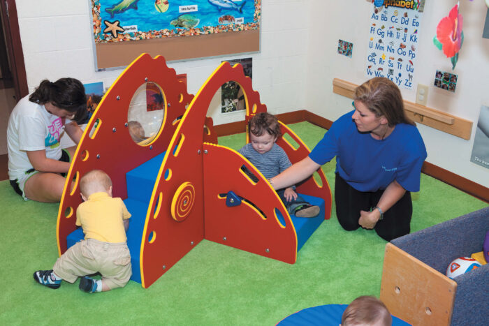 Ultra-Play-Crawl-N-Toddle-Comfy-Tuff-Kids-2