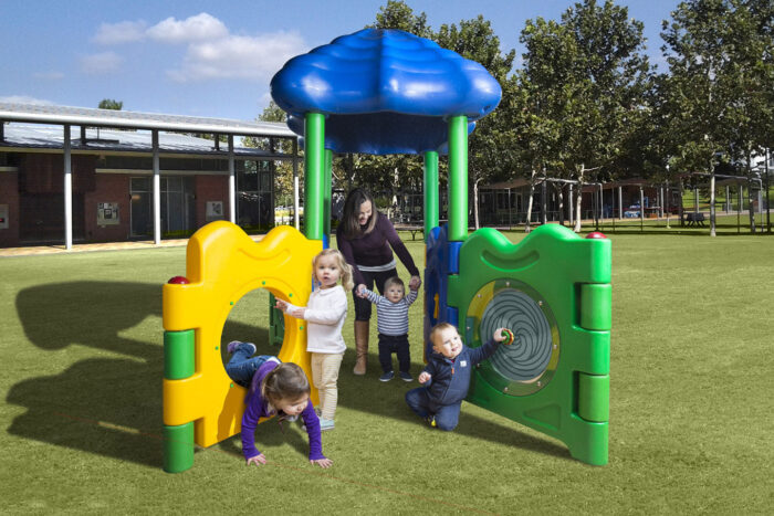 Ultra-Play-Discovery-Center-Playhouse-Outside