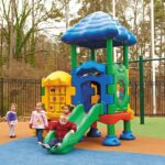 Ultra-Play-Discovery-Center-Seedling-w-Roof-Outside
